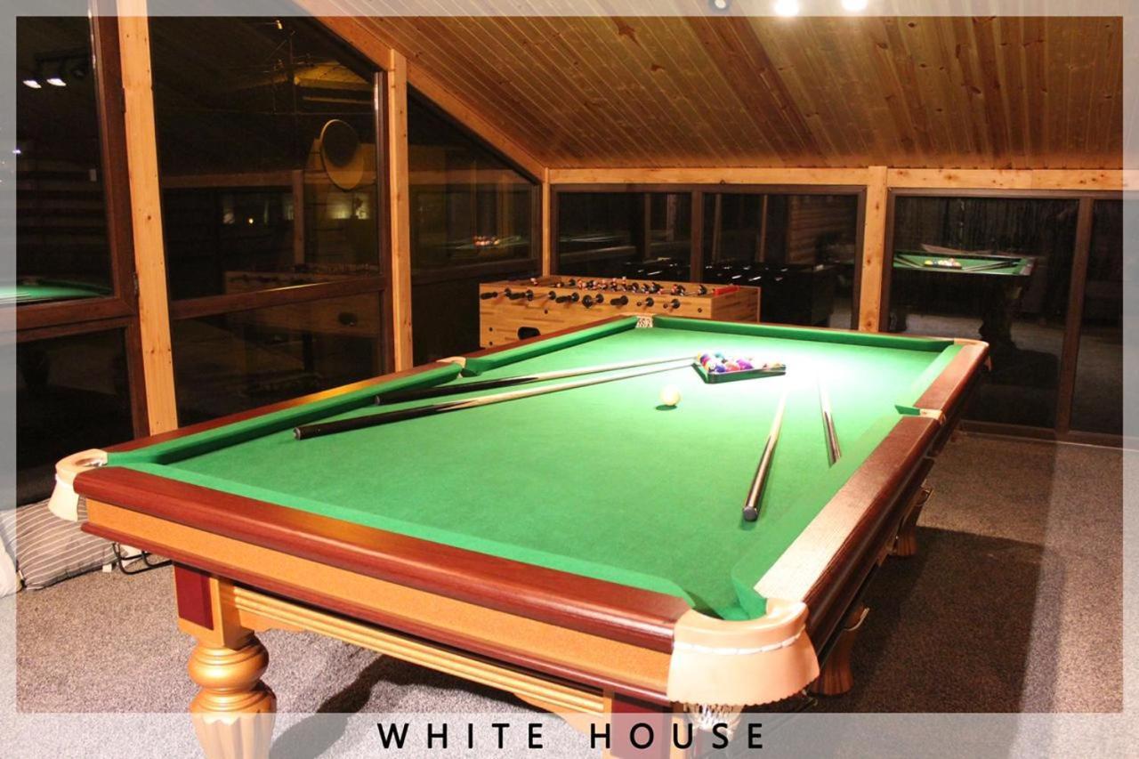 فيلا White House تبليسي الغرفة الصورة